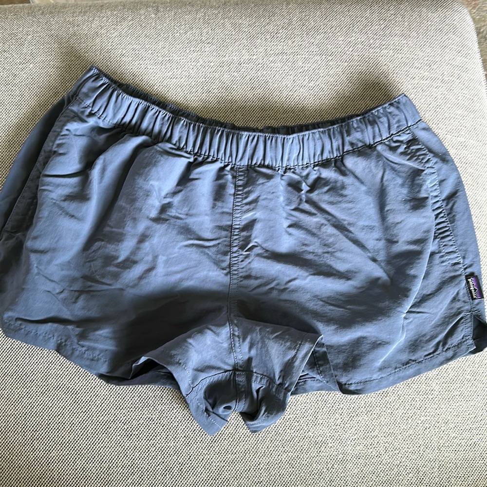 Patagonia women’s shorts M